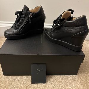 Giuseppe Zanotti Lamay Lorenz Arena